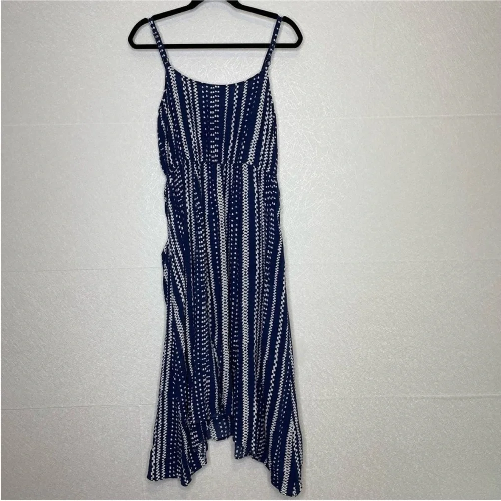 Navy and white cabi dress - Picture 2 of 5